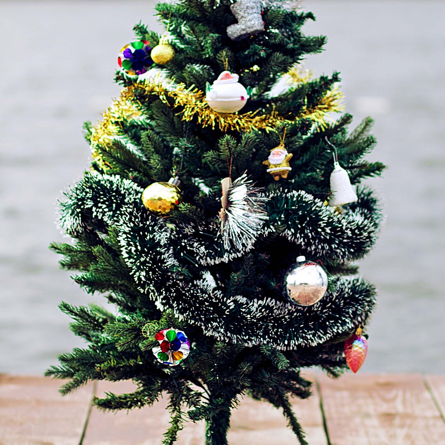Tinsel And Tide